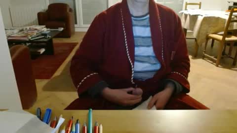 Snapshot of kisslog1 chatting on 01/11/26, 05:07 kisslog1 online show from 01/11/26, 05:07