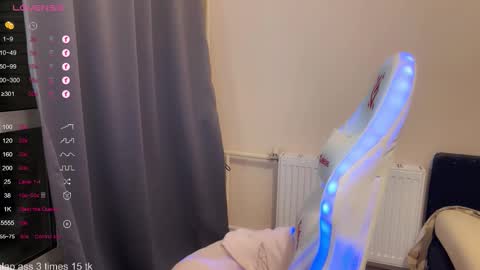 Snapshot of kissmenastya chatting on 12/16/25, 11:54 Nastya online show from 12/16/25, 11:54