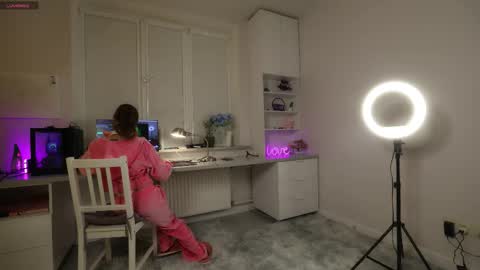 Snezhana online show from 11/01/25, 02:30