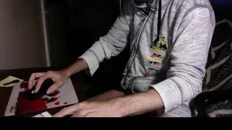 Snapshot of kissofbanned1983 chatting on 10/08/25, 10:13 kissofbanned1983 online show from 10/08/25, 10:13