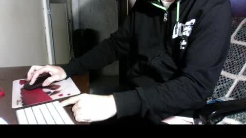 Snapshot of kissofbanned1983 chatting on 11/10/25, 08:46 kissofbanned1983 online show from 11/10/25, 08:46