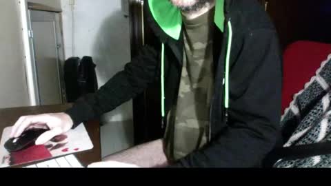 Snapshot of kissofbanned1983 chatting on 11/26/25, 05:36 kissofbanned1983 online show from 11/26/25, 05:36