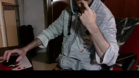 Snapshot of kissofbanned1983 chatting on 12/15/25, 04:44 kissofbanned1983 online show from 12/15/25, 04:44