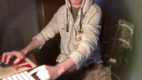 kissofbanned1983 online show from 02/19/26, 10:33