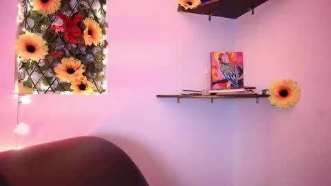 Snapshot of kisstarxxx chatting on 02/20/26, 06:19 Helena and Brad online show from 02/20/26, 06:19