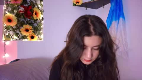 Snapshot of kisstarxxx chatting on 02/24/26, 04:54 Helena and Brad online show from 02/24/26, 04:54