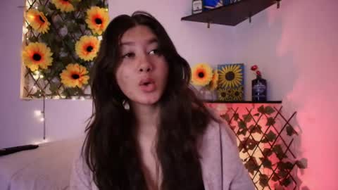 Snapshot of kisstarxxx chatting on 04/14/26, 09:04 Helena and Brad online show from 04/14/26, 09:04