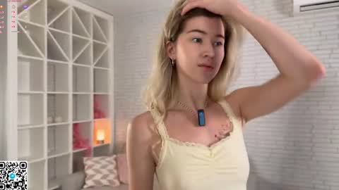 Snapshot of kissyourtessa chatting on 06/24/26, 02:21 Tessa online show from 06/24/26, 02:21