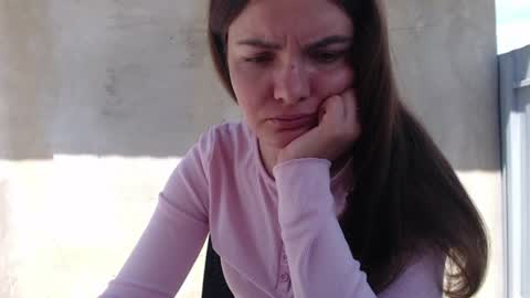 Snapshot of kitcatheaven4u chatting on 06/18/26, 10:09 Im Amaia Everyone Merry Christmas online show from 06/18/26, 10:09