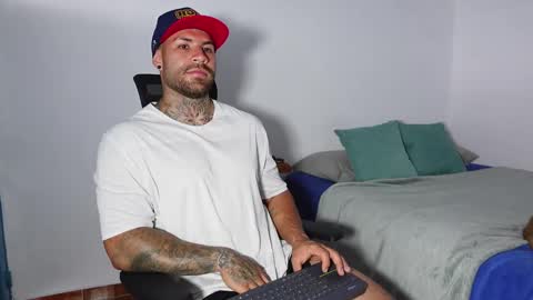 kite__ online show from 02/03/25, 10:11