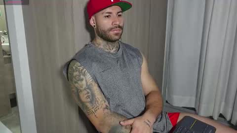 Snapshot of kite__ chatting on 01/08/26, 12:35 kite__ online show from 01/08/26, 12:35