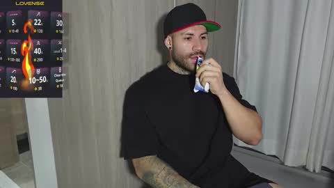 Snapshot of kite__ chatting on 01/13/26, 11:21 kite__ online show from 01/13/26, 11:21