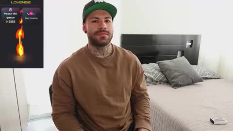 kite__ online show from 02/09/26, 02:43