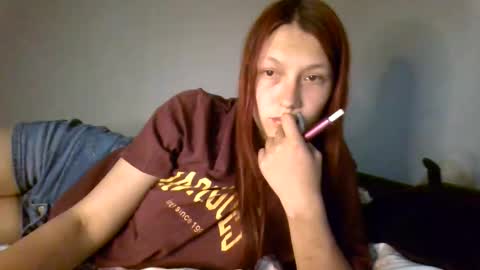 kiti_kitiss online show from 06/05/26, 06:46