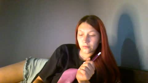 kiti_kitiss online show from 08/03/26, 05:38