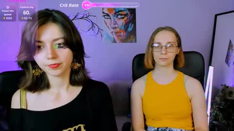 Snapshot of kitniss_dreamy chatting on 10/19/25, 12:17 kitniss online show from 10/19/25, 12:17