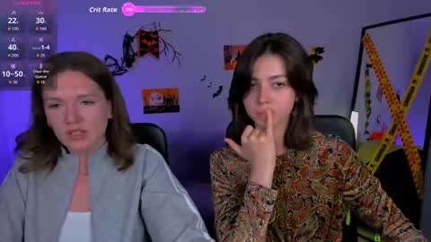 Snapshot of kitniss_dreamy chatting on 10/21/25, 12:17 kitniss online show from 10/21/25, 12:17