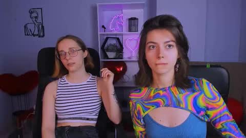 Snapshot of kitniss_dreamy chatting on 11/12/25, 01:11 kitniss online show from 11/12/25, 01:11