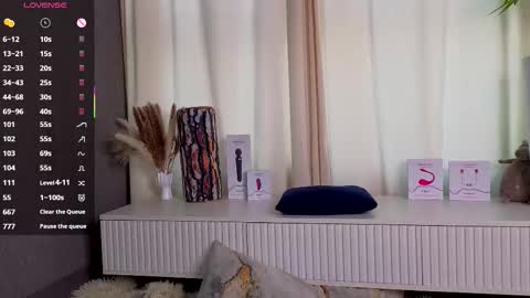 The sexy fox Kitsune online show from 02/03/26, 06:22