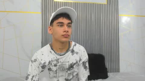 kitsune_44 online show from 03/23/26, 08:24