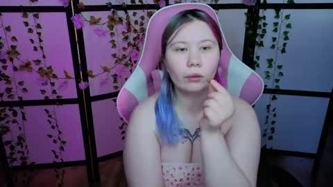 Snapshot of kitsune_little chatting on 05/31/26, 12:34 kitsune_little online show from 05/31/26, 12:34