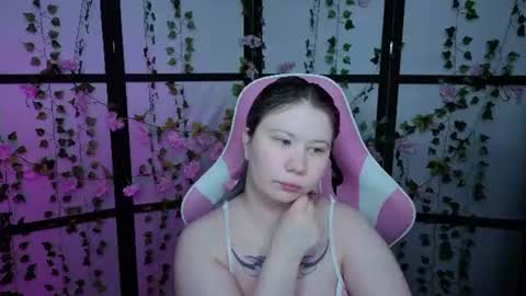 Snapshot of kitsune_little chatting on 06/21/26, 10:23 kitsune_little online show from 06/21/26, 10:23