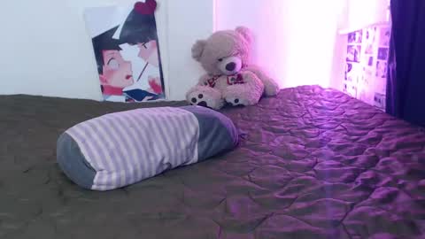 Snapshot of kitsunearineko chatting on 01/09/25, 09:47 Ari Keimiwrights online show from 01/09/25, 09:47