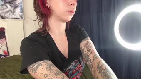 Snapshot of kitsunearineko chatting on 01/14/25, 04:15 Ari Keimiwrights online show from 01/14/25, 04:15