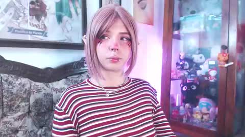 Snapshot of kitsunearineko chatting on 10/16/25, 01:28 Ari Keimiwrights online show from 10/16/25, 01:28