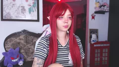 Snapshot of kitsunearineko chatting on 12/22/25, 12:29 Ari Keimiwrights online show from 12/22/25, 12:29