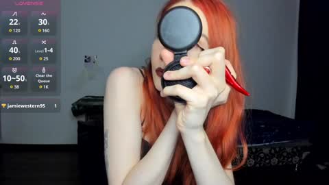 Kitsune online show from 12/12/24, 07:37