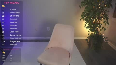 Snapshot of kitten142 chatting on 04/13/26, 10:04 Athena Rose online show from 04/13/26, 10:04