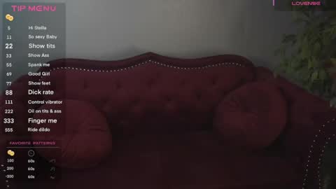 Snapshot of kitten142 chatting on 04/16/26, 12:44 Athena Rose online show from 04/16/26, 12:44