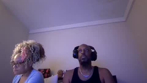 Snapshot of kittendiva42 chatting on 10/19/25, 04:13 kittendiva42 online show from 10/19/25, 04:13