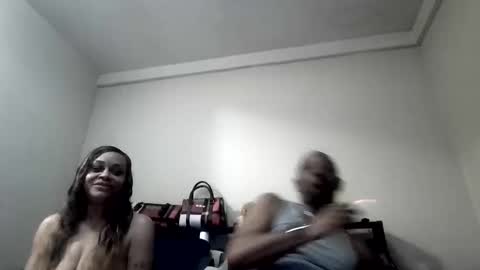 Snapshot of kittendiva42 chatting on 04/16/26, 02:01 kittendiva42 online show from 04/16/26, 02:01