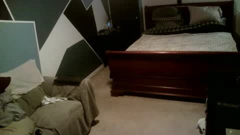 Snapshot of kittenkatch chatting on 12/29/24, 02:38 KittenKatch online show from 12/29/24, 02:38