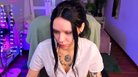 Snapshot of kittenlolla chatting on 04/29/26, 05:44 Lolla online show from 04/29/26, 05:44
