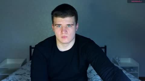 Snapshot of kittenmur chatting on 02/07/25, 03:41 Vlad online show from 02/07/25, 03:41