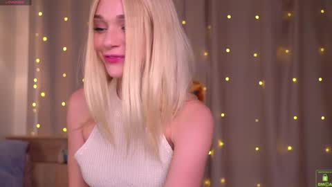 Tessa online show from 12/07/24, 07:21