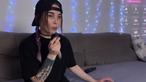 Veronica online show from 02/18/25, 08:03