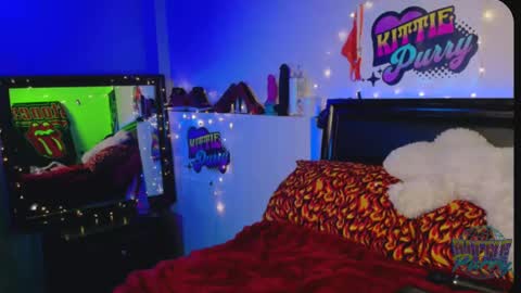 Kittie Purry online show from 02/16/25, 06:54
