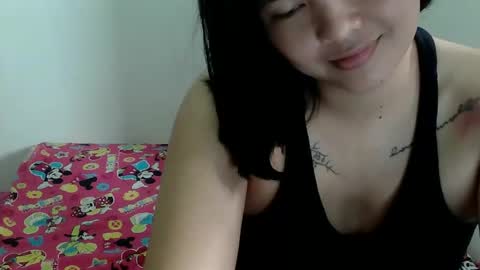 Snapshot of kittlyn chatting on 11/28/25, 12:57 kittlyn online show from 11/28/25, 12:57