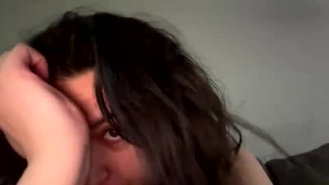 Snapshot of kitty3202 chatting on 11/23/25, 01:11 kitty3202 online show from 11/23/25, 01:11