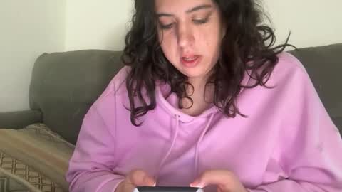 kitty3202 online show from 06/04/26, 11:49