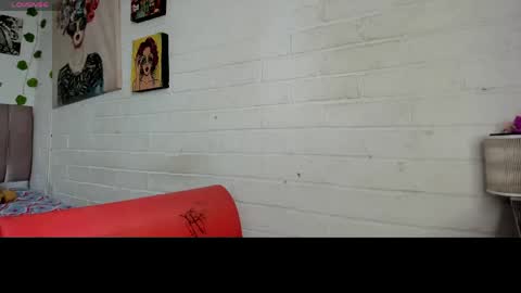 Snapshot of kitty__black__ chatting on 04/27/26, 09:35 KITTY online show from 04/27/26, 09:35