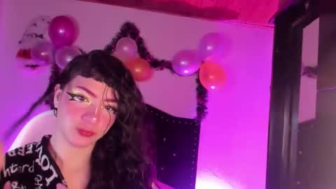 Snapshot of kitty__chs chatting on 12/20/25, 11:28 kitty__chs online show from 12/20/25, 11:28