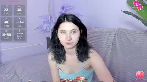 Snapshot of kitty_blondy chatting on 04/30/26, 02:40 kitty blondy online show from 04/30/26, 02:40
