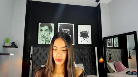 Snapshot of kitty_collins_ chatting on 09/17/25, 10:06 Kitty online show from 09/17/25, 10:06
