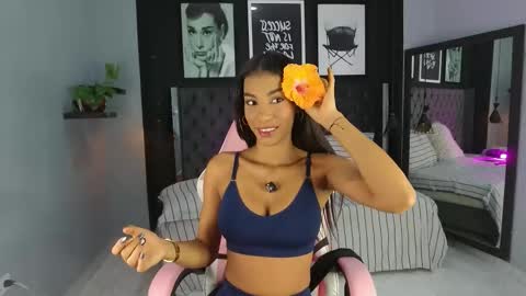 Snapshot of kitty_collins_ chatting on 10/24/25, 11:17 Kitty online show from 10/24/25, 11:17