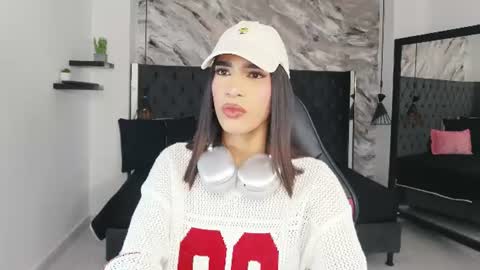 Kitty online show from 06/09/26, 12:39